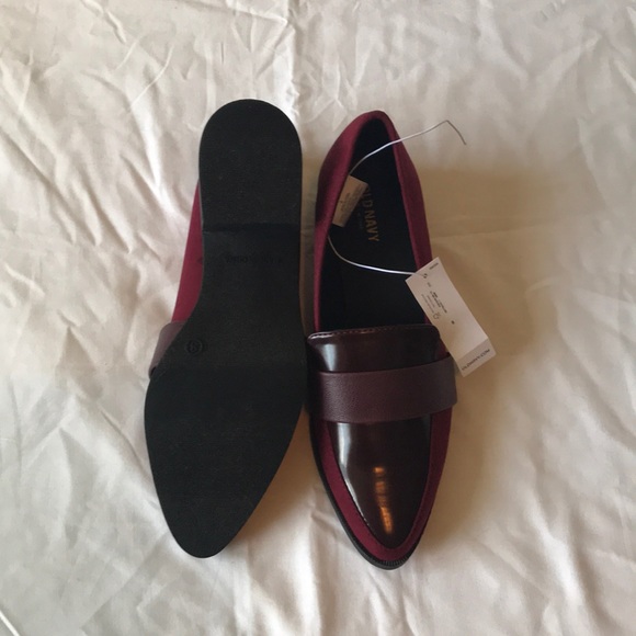 NWT old navy maroon loafers - Picture 3 of 8